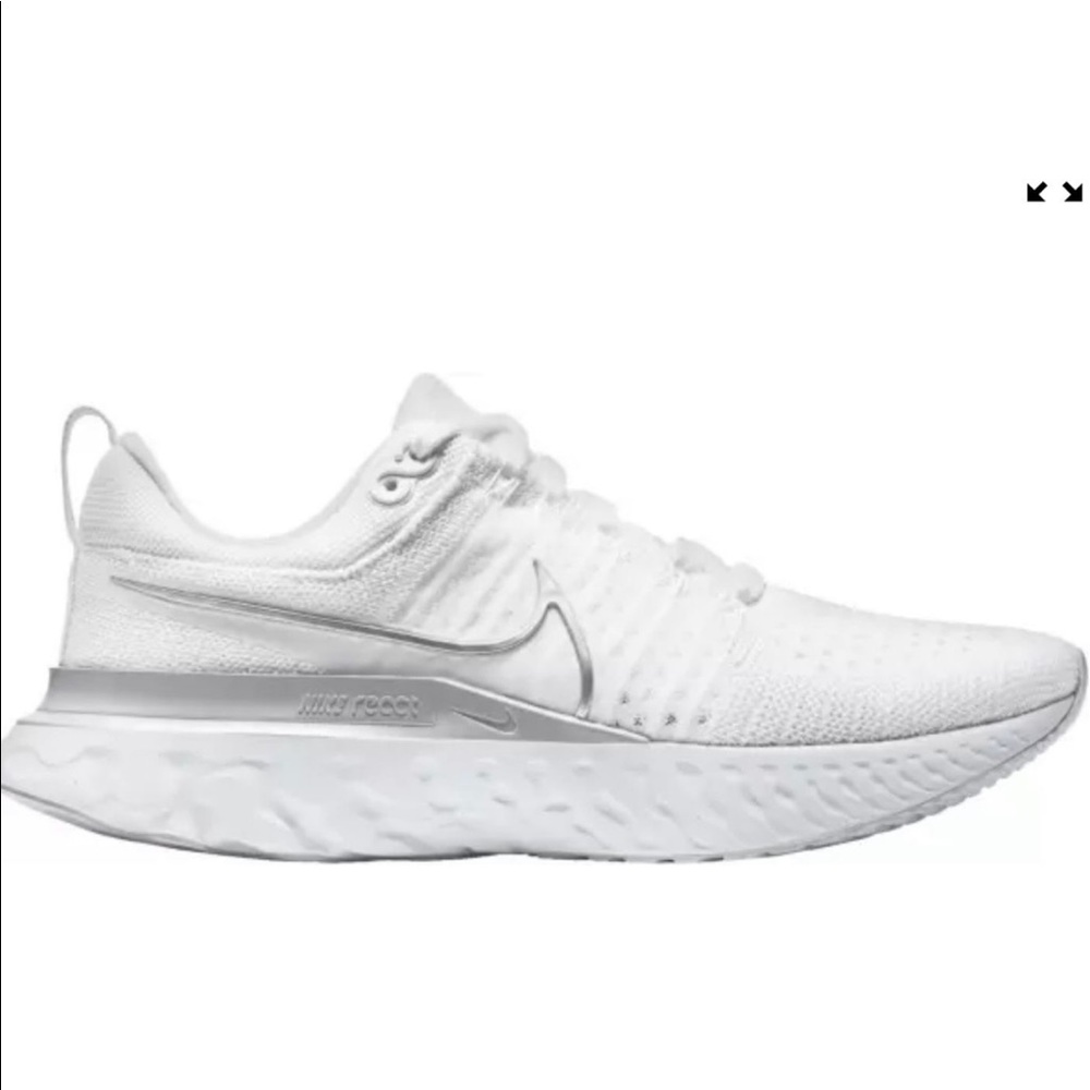 White Nike Flyknit Reacts